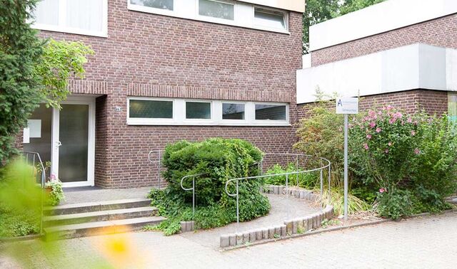 Eingang zum Haus Cornelius der Behindertenhilfe